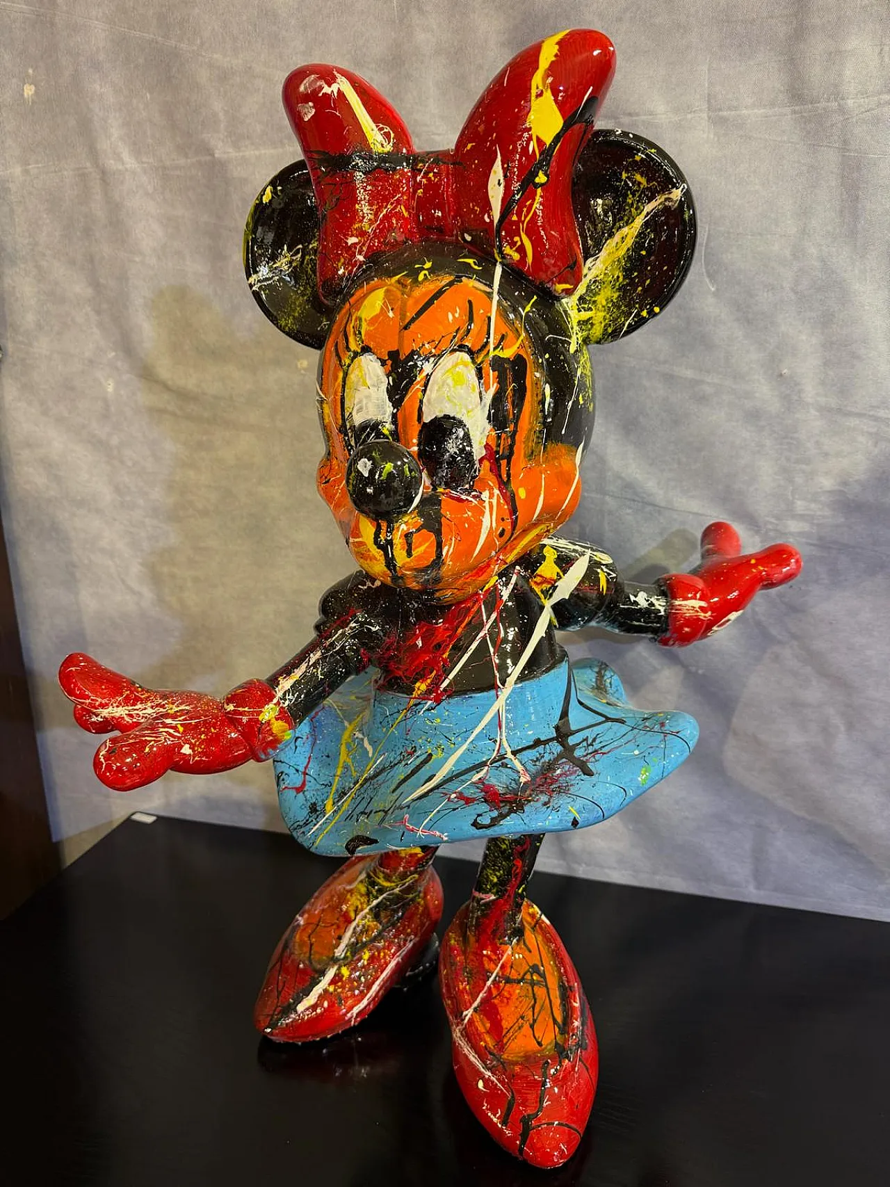 Minnie, scultura in resina di Silvio Formichetti, anni 2000 4