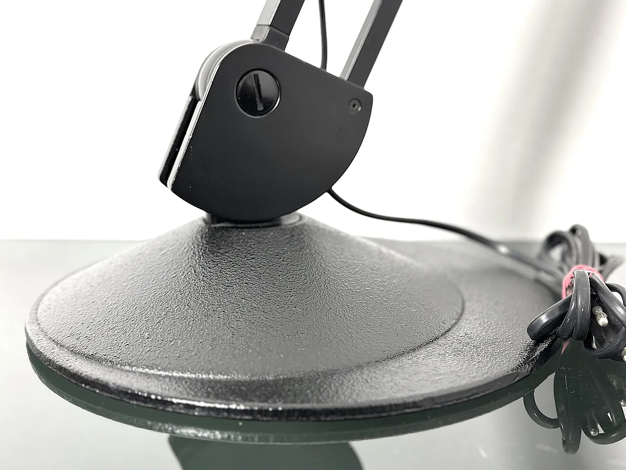 Lampada Tineka di Rodolfo Bonetto per iGuzzini, anni '70 2