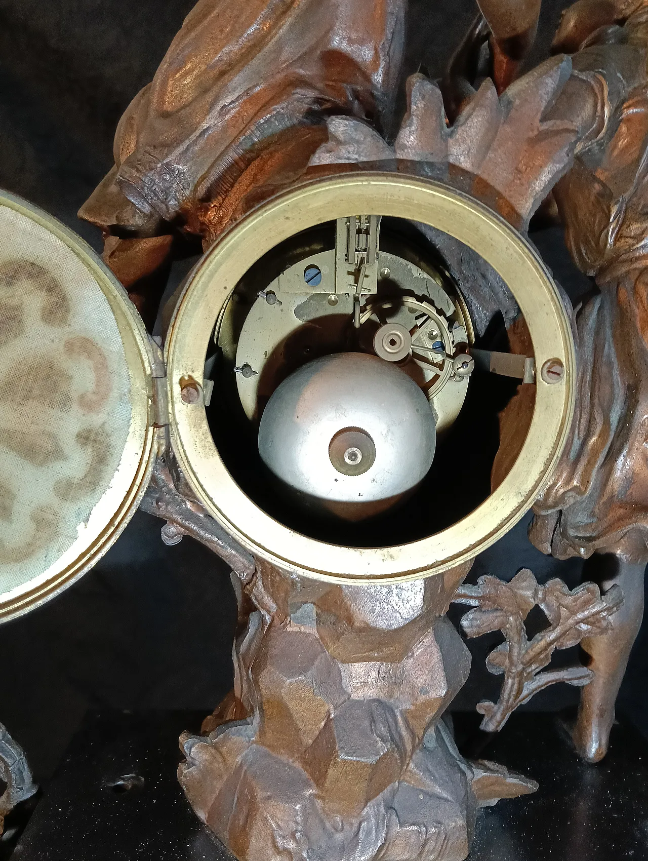 Mantel clock, Millet, Carcassonne. end of the 19th century 27