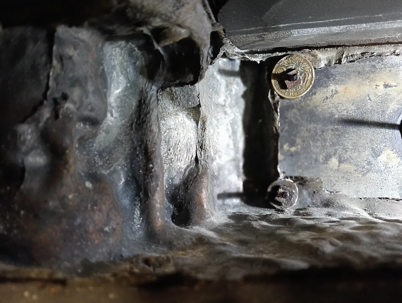 Mantel clock, Millet, Carcassonne. end of the 19th century 30