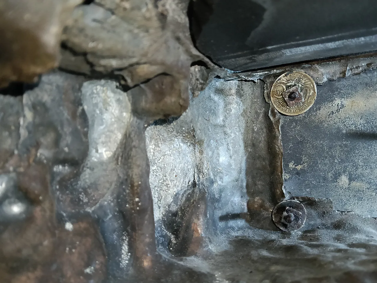 Mantel clock, Millet, Carcassonne. end of the 19th century 32