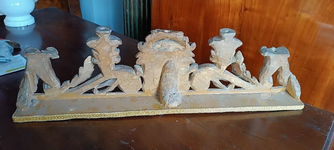 Altar candle holder with gilded wooden safflower, 18th century 2