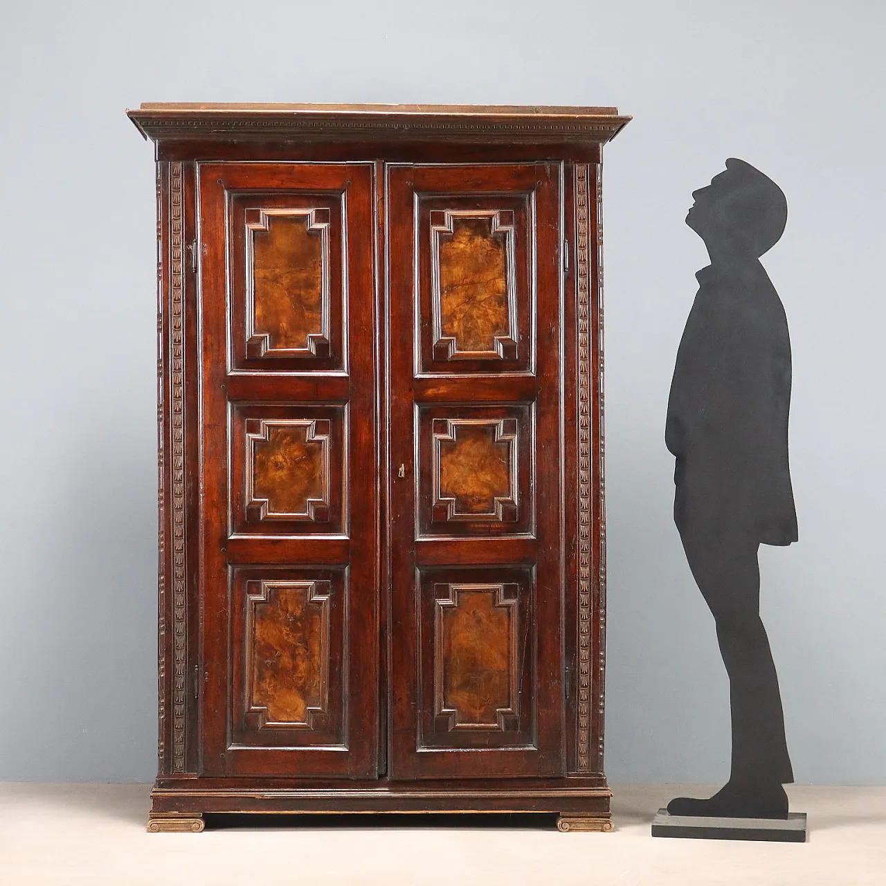 Armadio in noce, metà '800 3