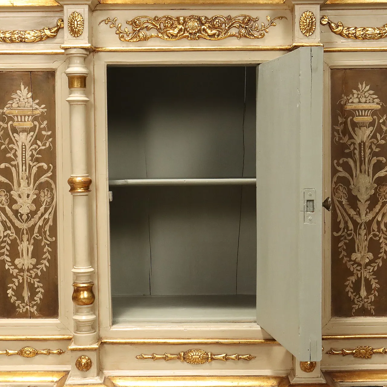 Pair of lacquered, carved and gilded fir sideboards, late 19th century 6