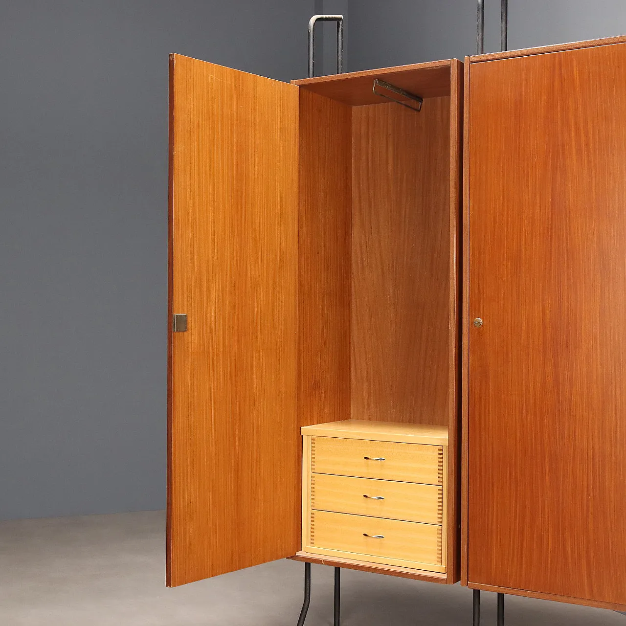 Mobile in metallo smaltato e mogano impiallacciato, '900 4