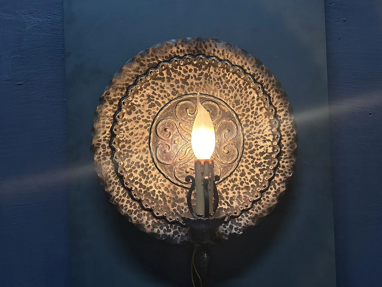 Pair of Italian wrought iron wall sconce, 1970s 3