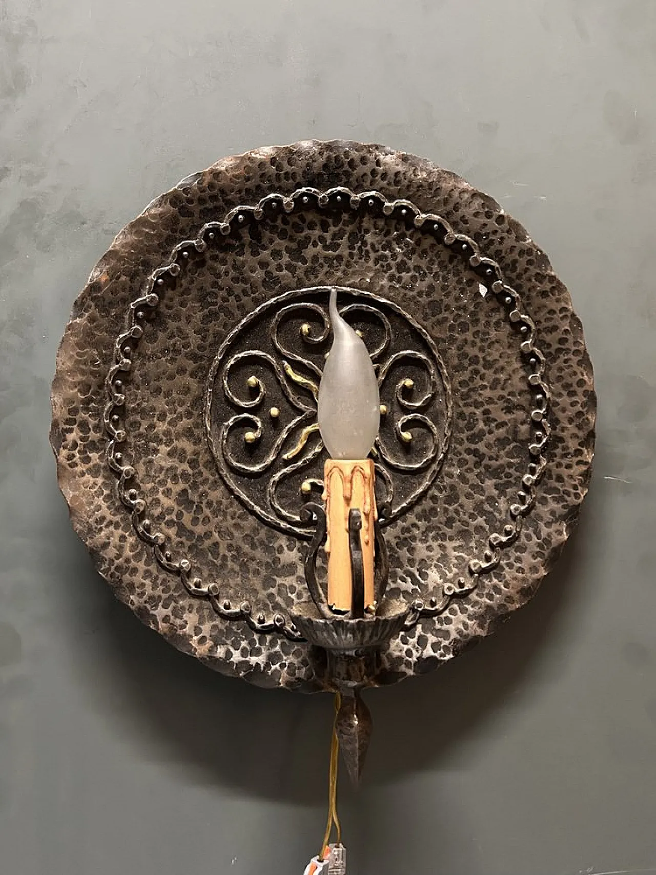 Pair of Italian wrought iron wall sconce, 1970s 6