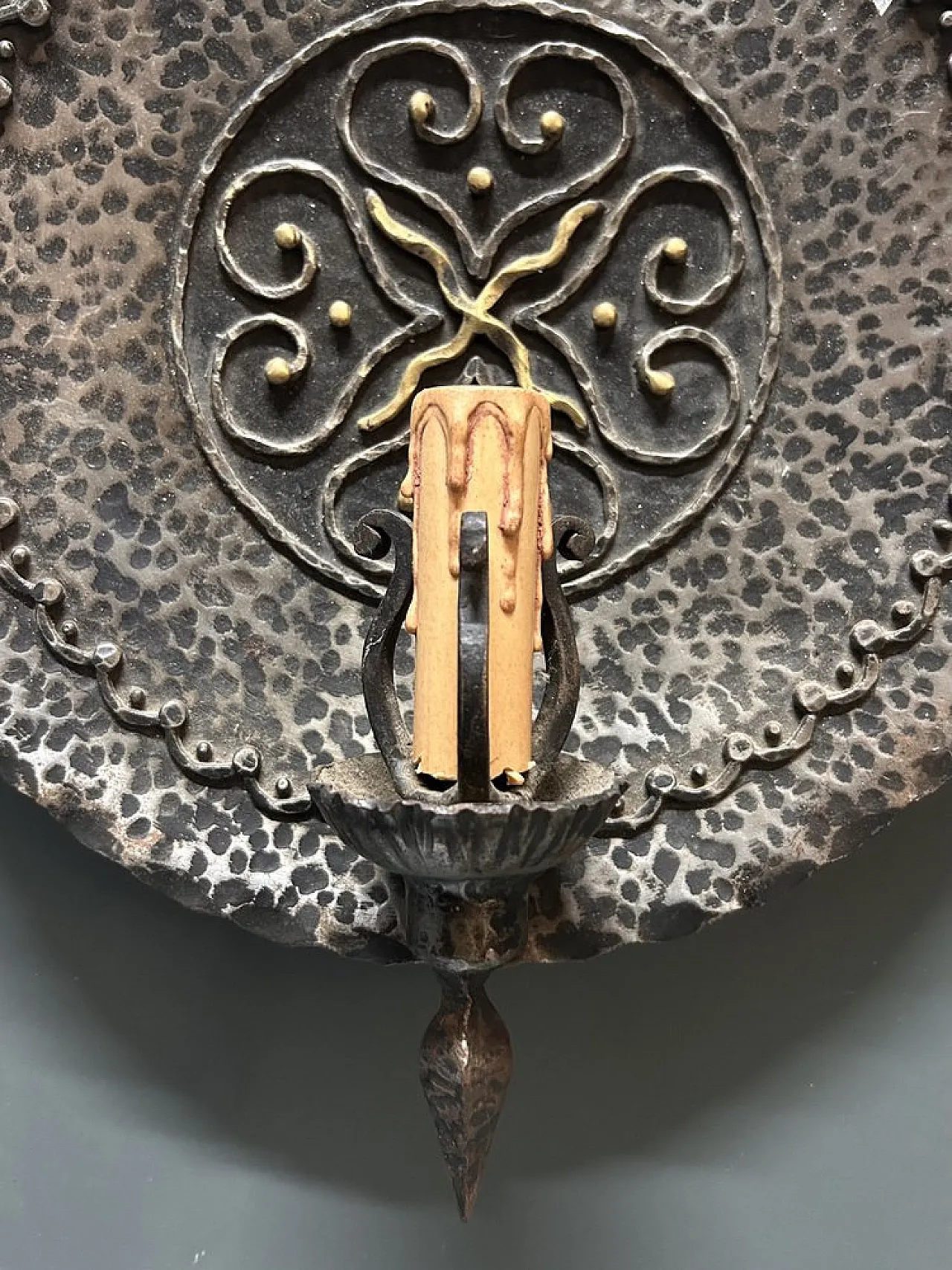 Pair of Italian wrought iron wall sconce, 1970s 9