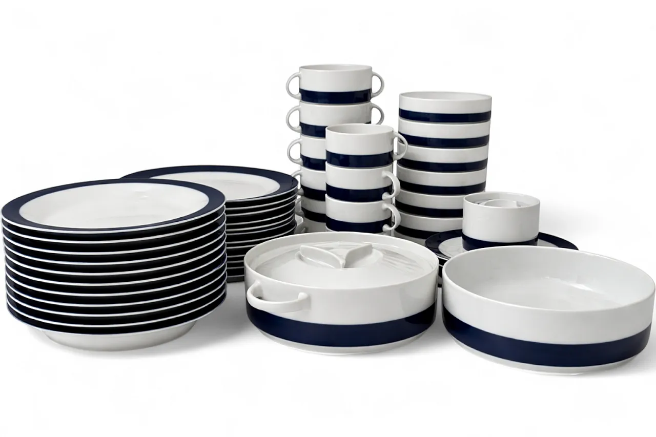 Thomas 53-piece dinner set, 2000s 4