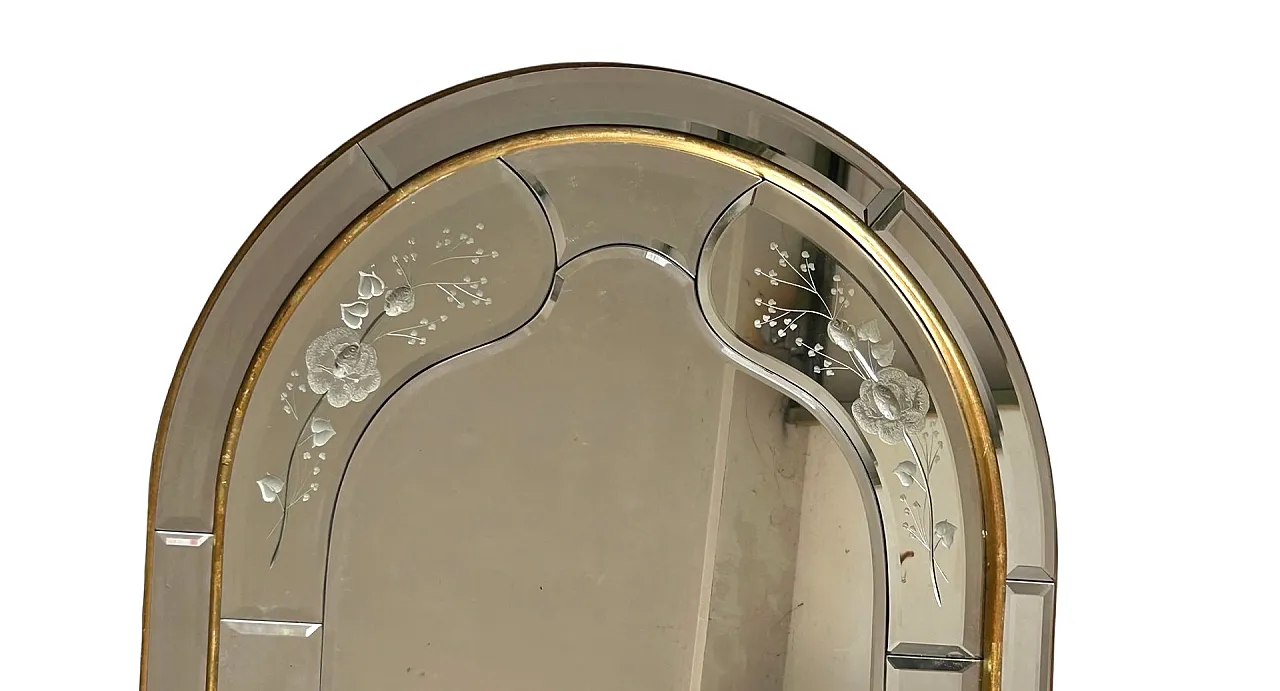 Specchio da parete ad arco in vetro, Italia, anni '80 2