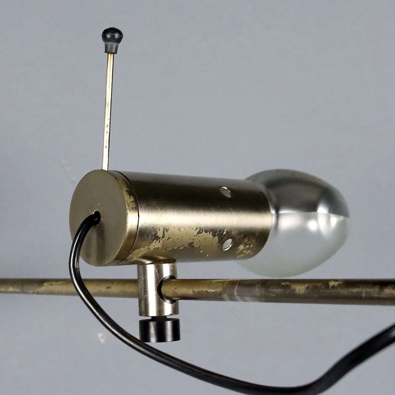 Coppia di applique in alluminio anodizzato, '900 9