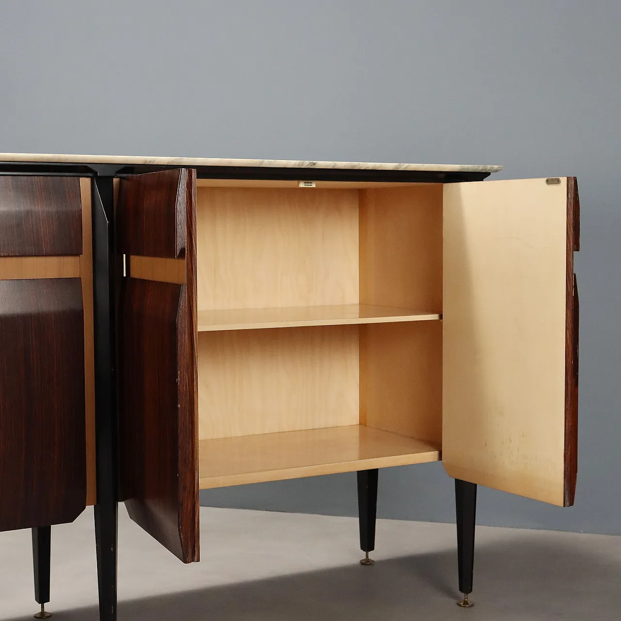 Sideboard in exotic woods, laminate and brass inserts, 20th century 6