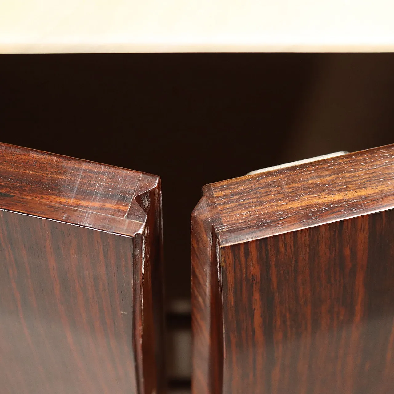 Sideboard in exotic woods, laminate and brass inserts, 20th century 9