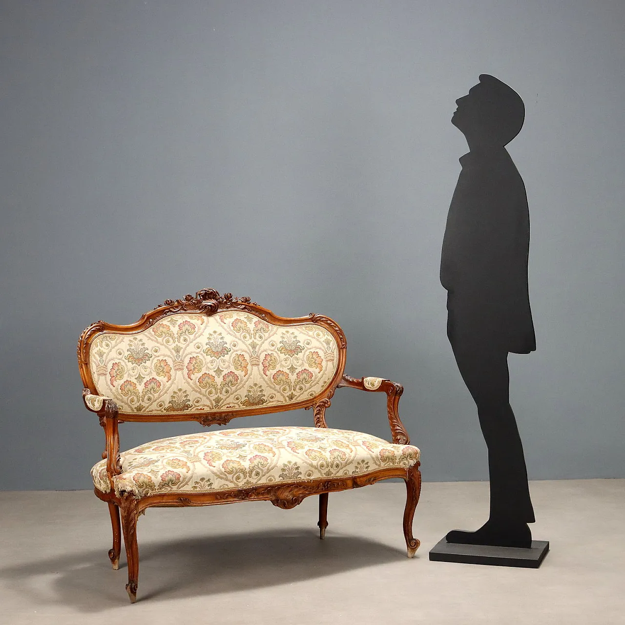 Divano a due posti in noce in stile tardo barocco, fine '800 2