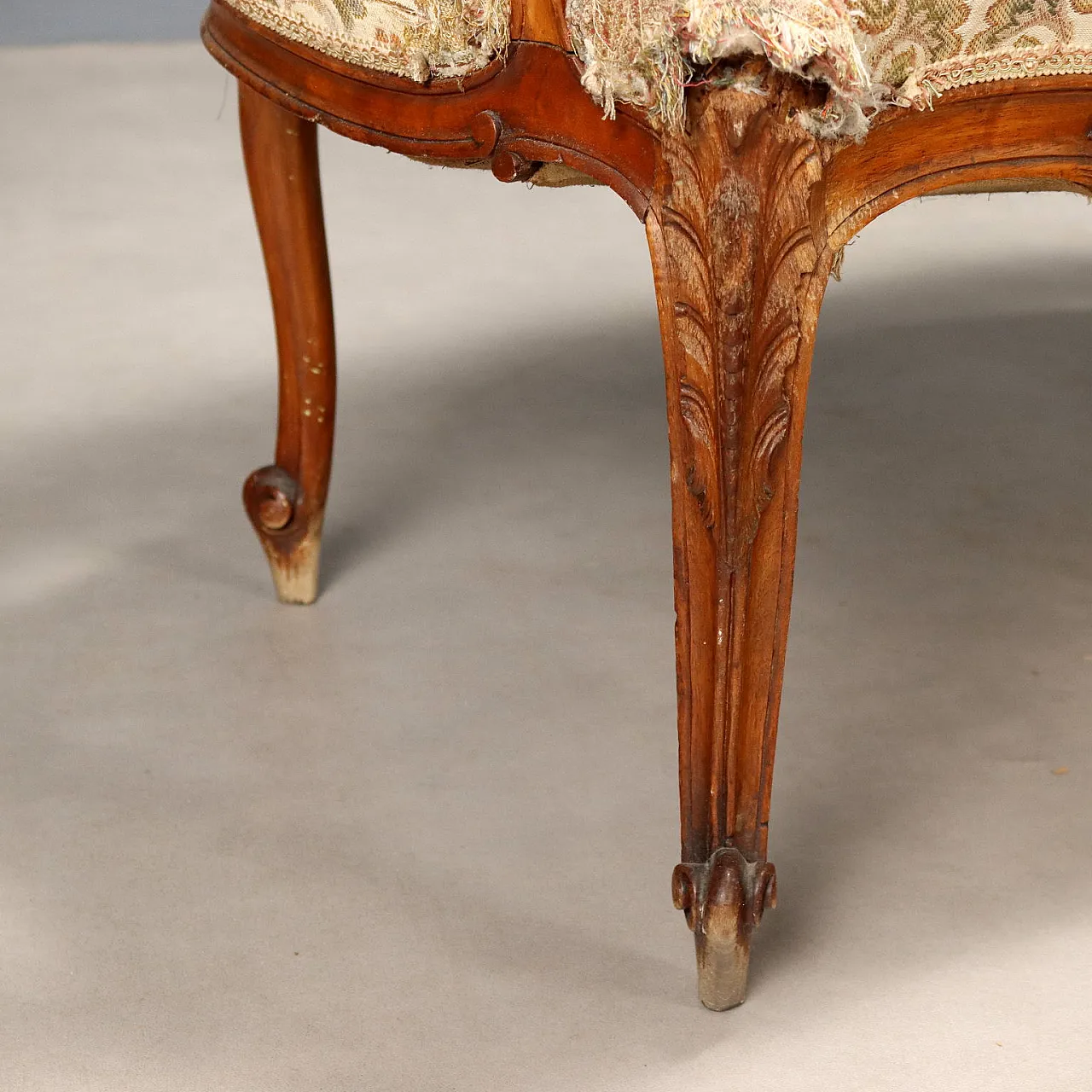 Divano a due posti in noce in stile tardo barocco, fine '800 6