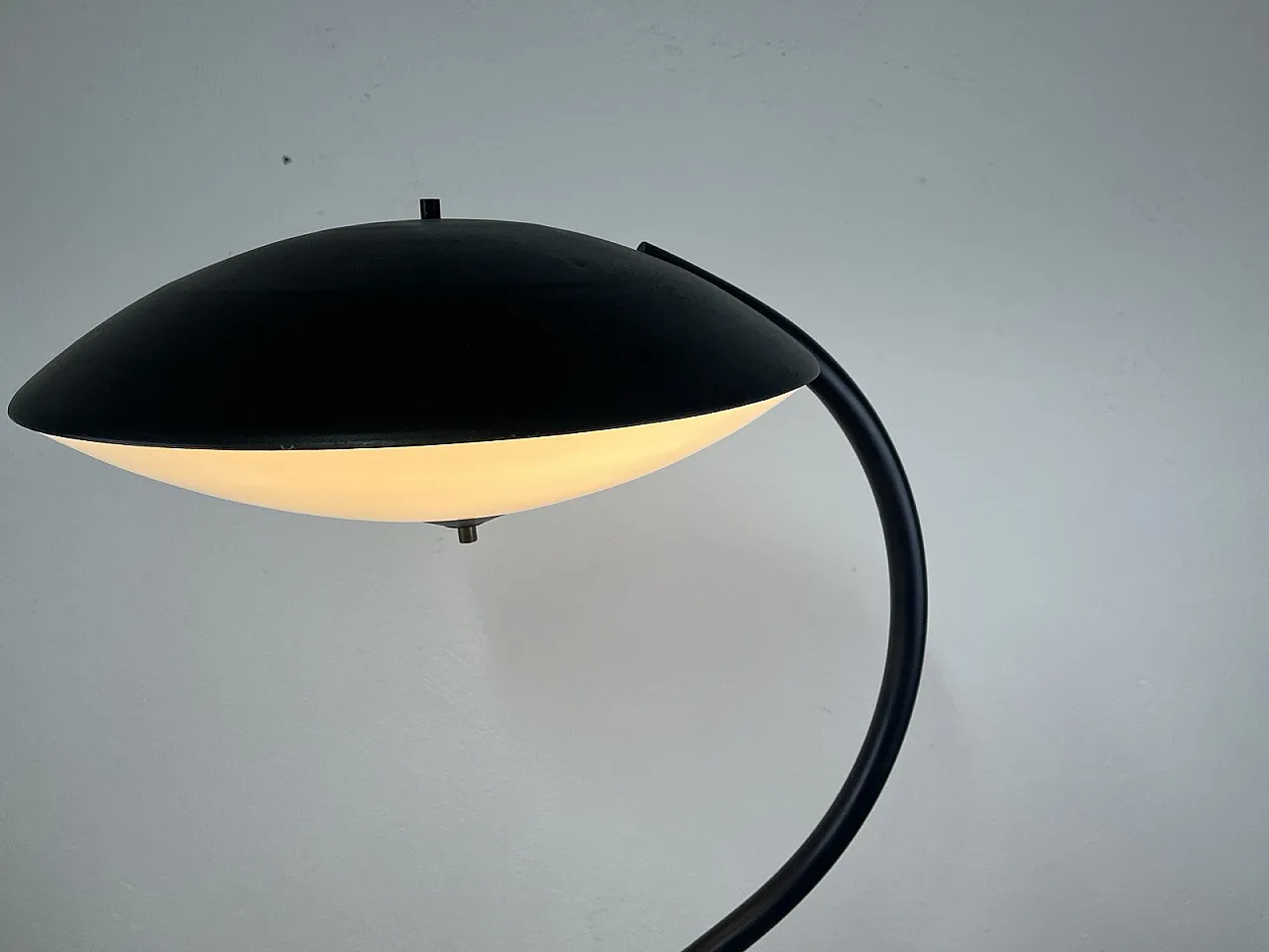 Metal and glass Disc floor lamp, 1960s 4