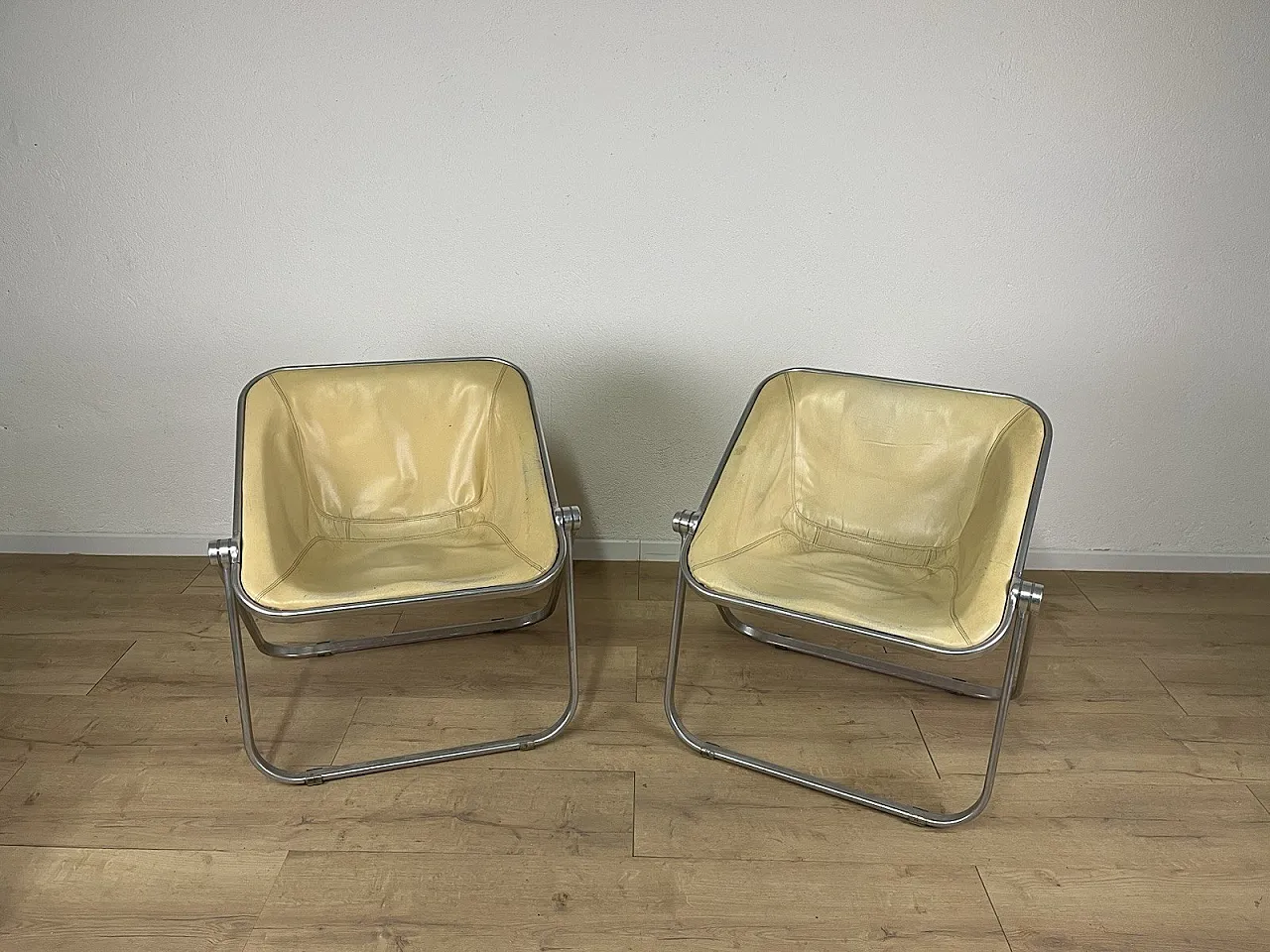 Pair of Plona armchairs by G. Piretti for Anonima Castelli, 1970s 4