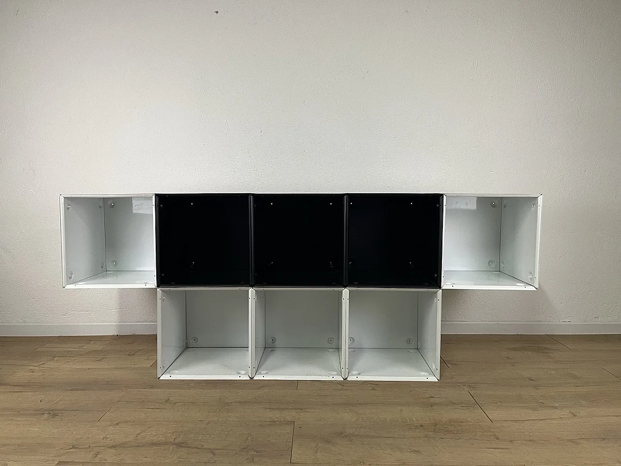 Box Martinelli Luce metal bookcase, 1960s 1