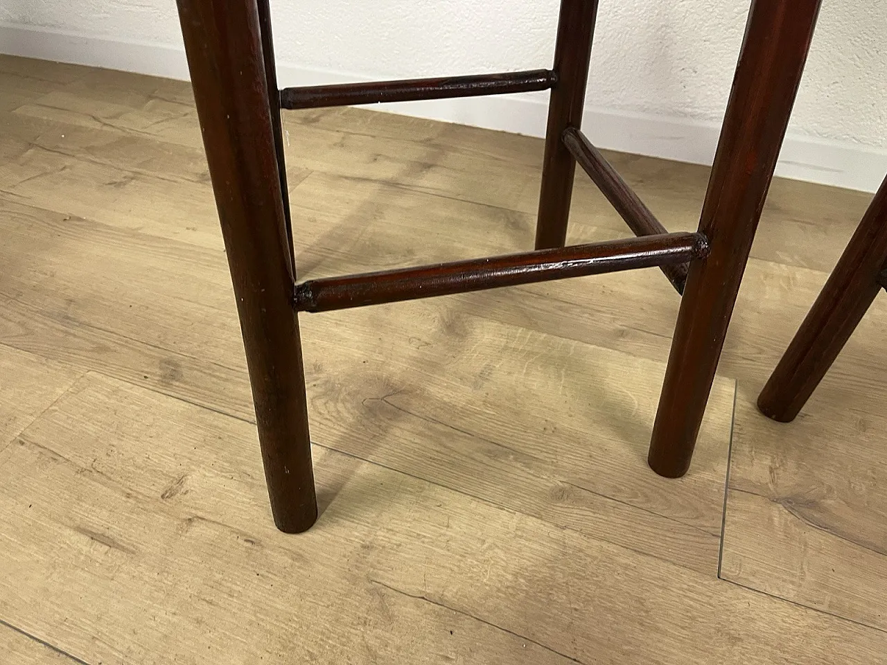 Pair of straw and cherry wood stools, 1960s 10