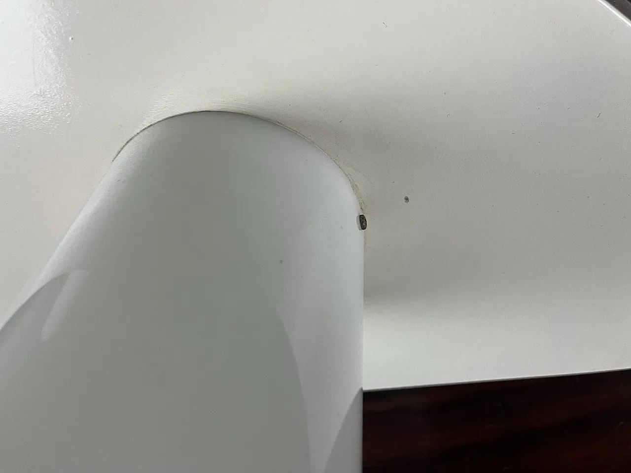 Perspex Space Age Pyramid lamp, 1960s 16