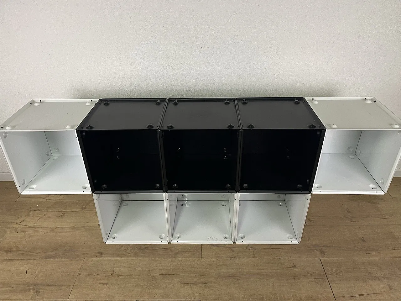 Box Martinelli Luce metal bookcase, 1960s 3