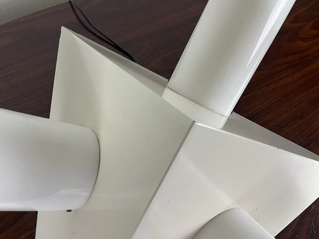 Perspex Space Age Pyramid lamp, 1960s 17