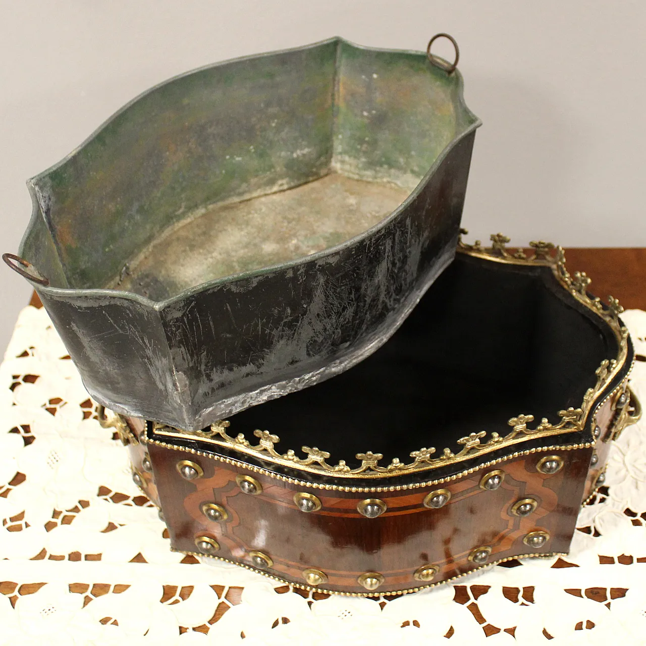 Jardiniere centerpiece Napoleon III inlaid planter 19th century 8