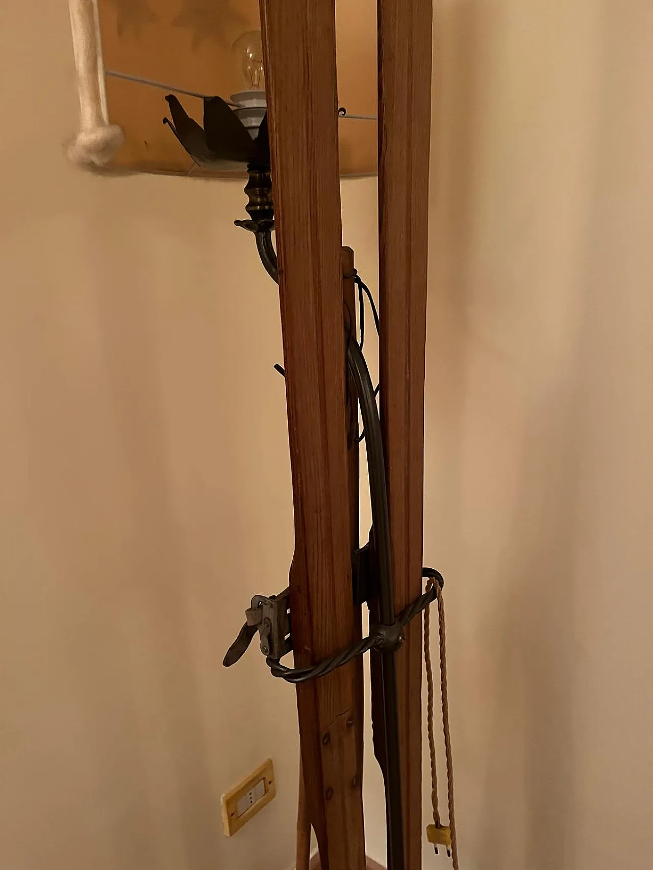 Lampada da terra da sci, anni 2000 13