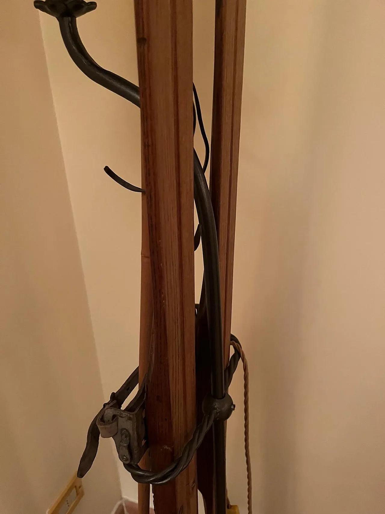 Lampada da terra da sci, anni 2000 17