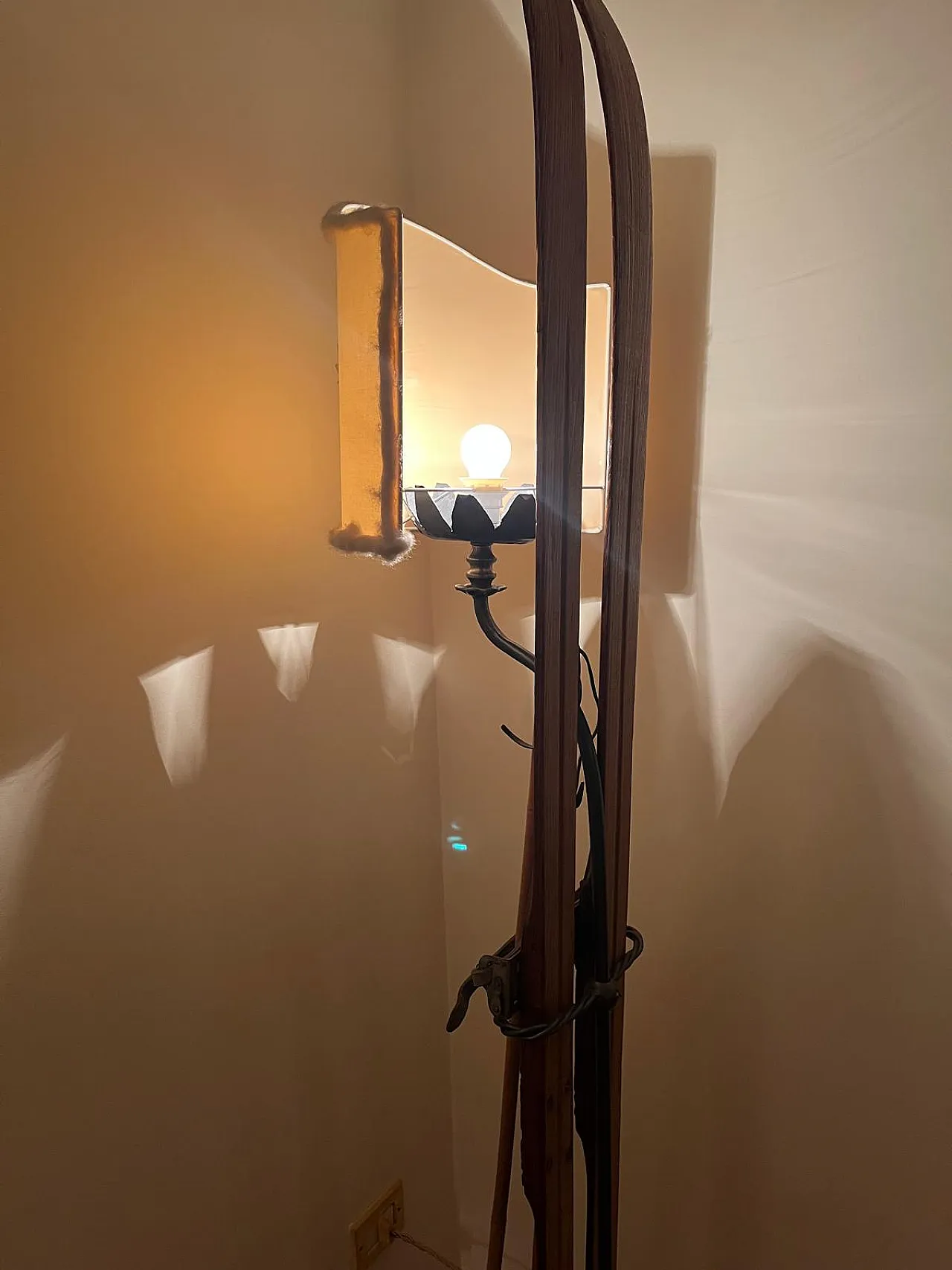 Lampada da terra da sci, anni 2000 18