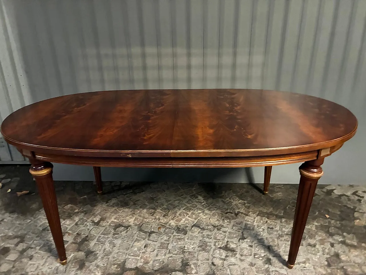 Tavolo ovale in stile inglese, anni '70 1