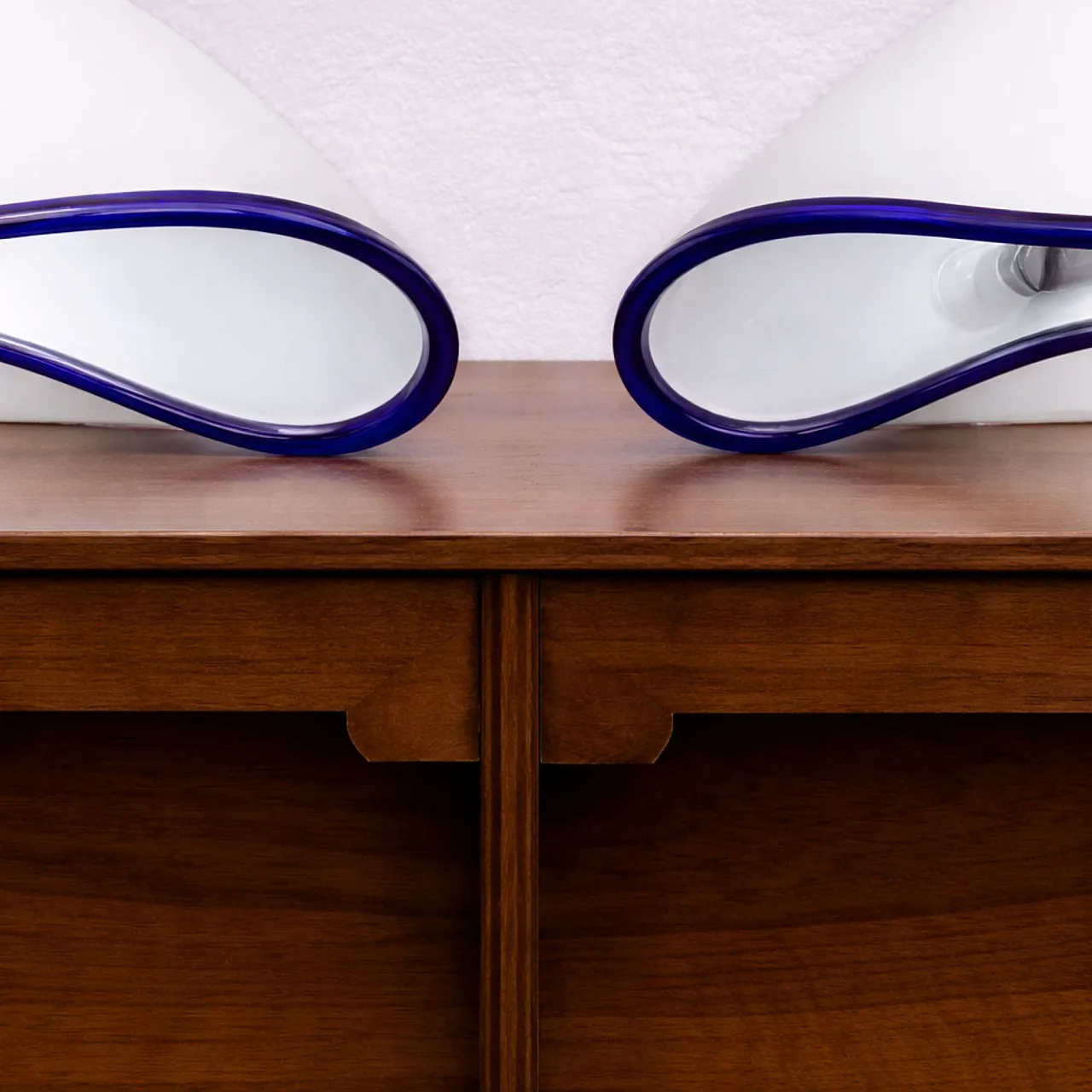 Pair of Vistosi Orsera lamps in white and blue Murano glass, 1970s 7