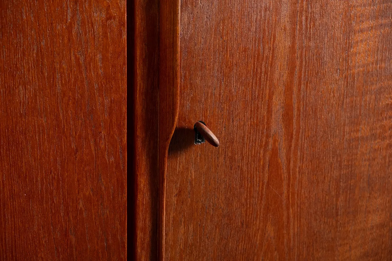 Credenza alta in teak, anni '60 10