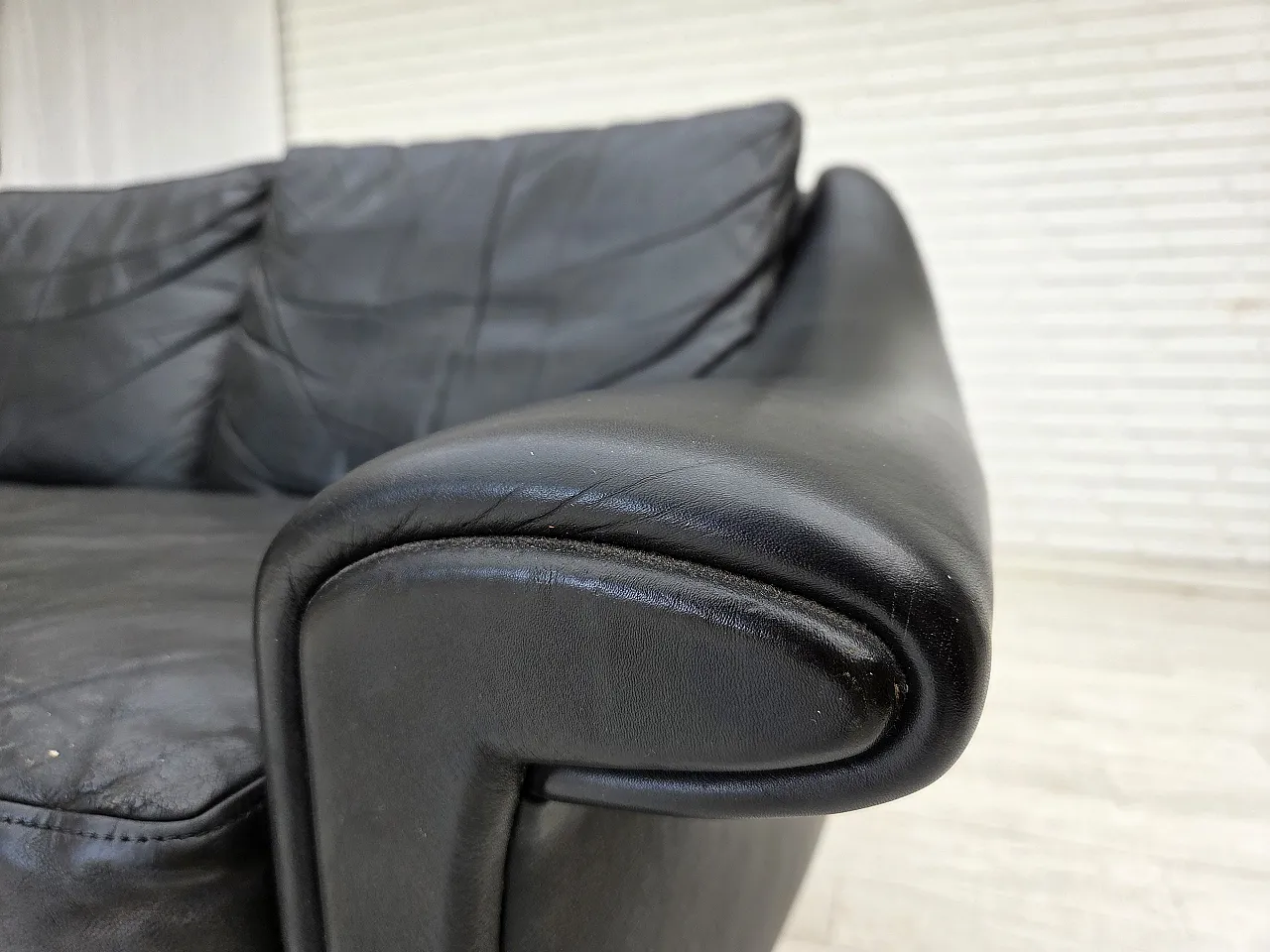 Anni '60, design danese di Aage Christensen, divano a 3 posti, pelle. 4