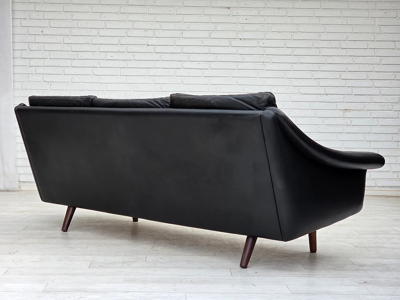 Anni '60, design danese di Aage Christensen, divano a 3 posti, pelle. 12