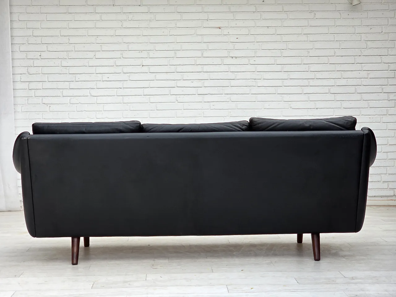 Anni '60, design danese di Aage Christensen, divano a 3 posti, pelle. 13