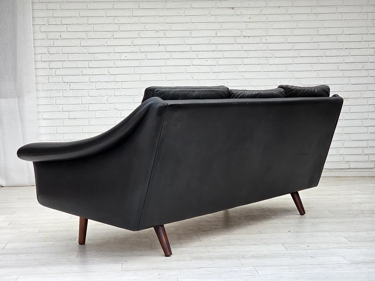 Anni '60, design danese di Aage Christensen, divano a 3 posti, pelle. 14