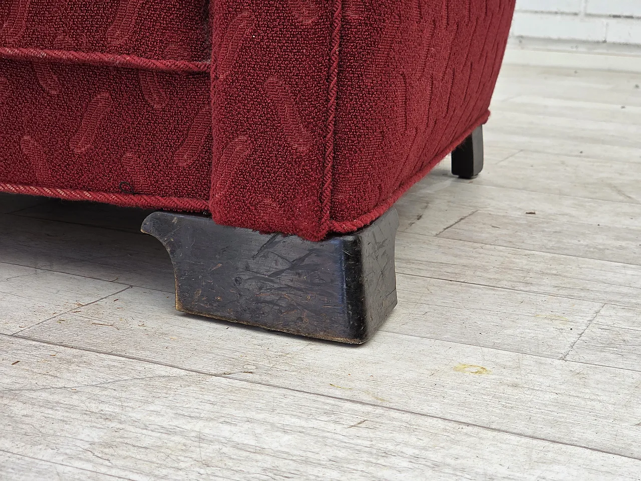 Poltrona relax danese, in lana rossa e quercia, anni '50 4