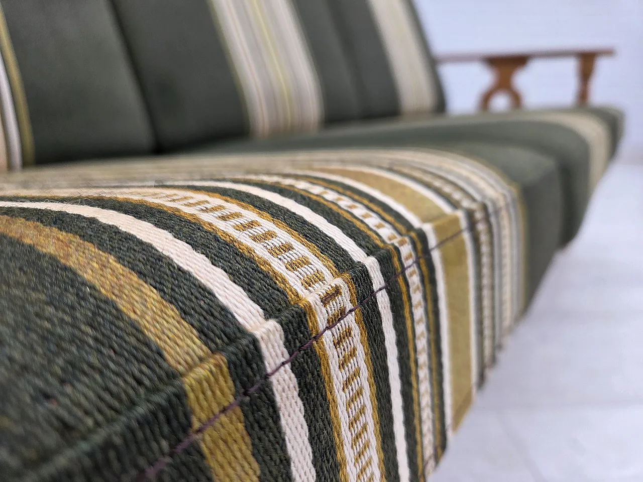 Divano danese a 3 posti, mobili in lana verde, rovere, anni '70 6