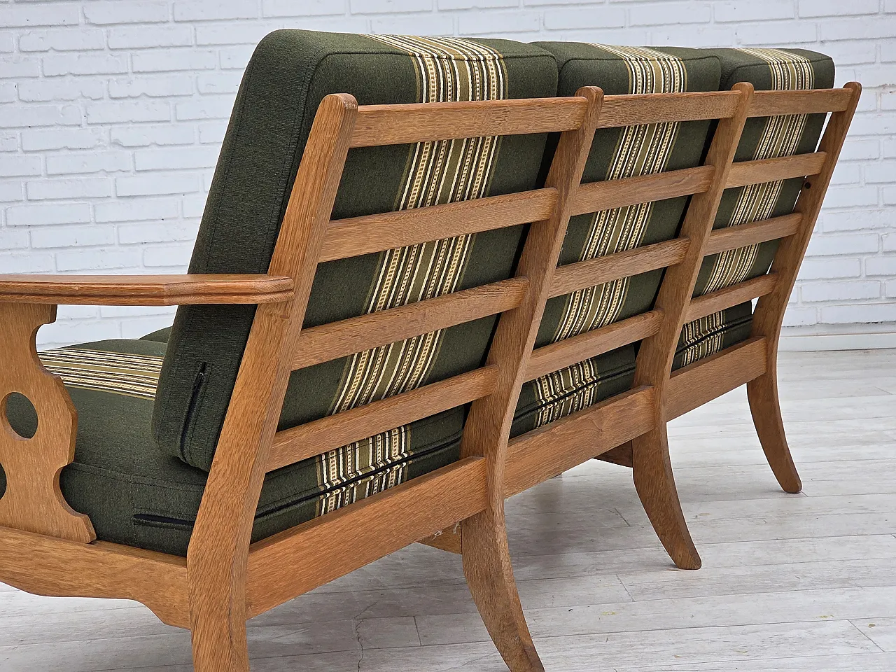 Divano danese a 3 posti, mobili in lana verde, rovere, anni '70 16