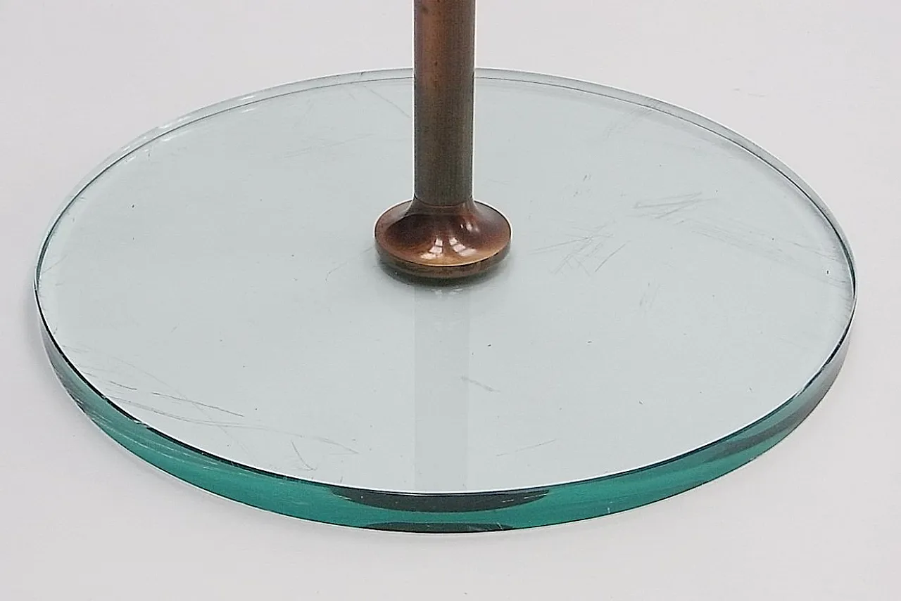 Coppia di tavolini in vetro e ottone di Fontana Arte (Attr.), anni '60 4