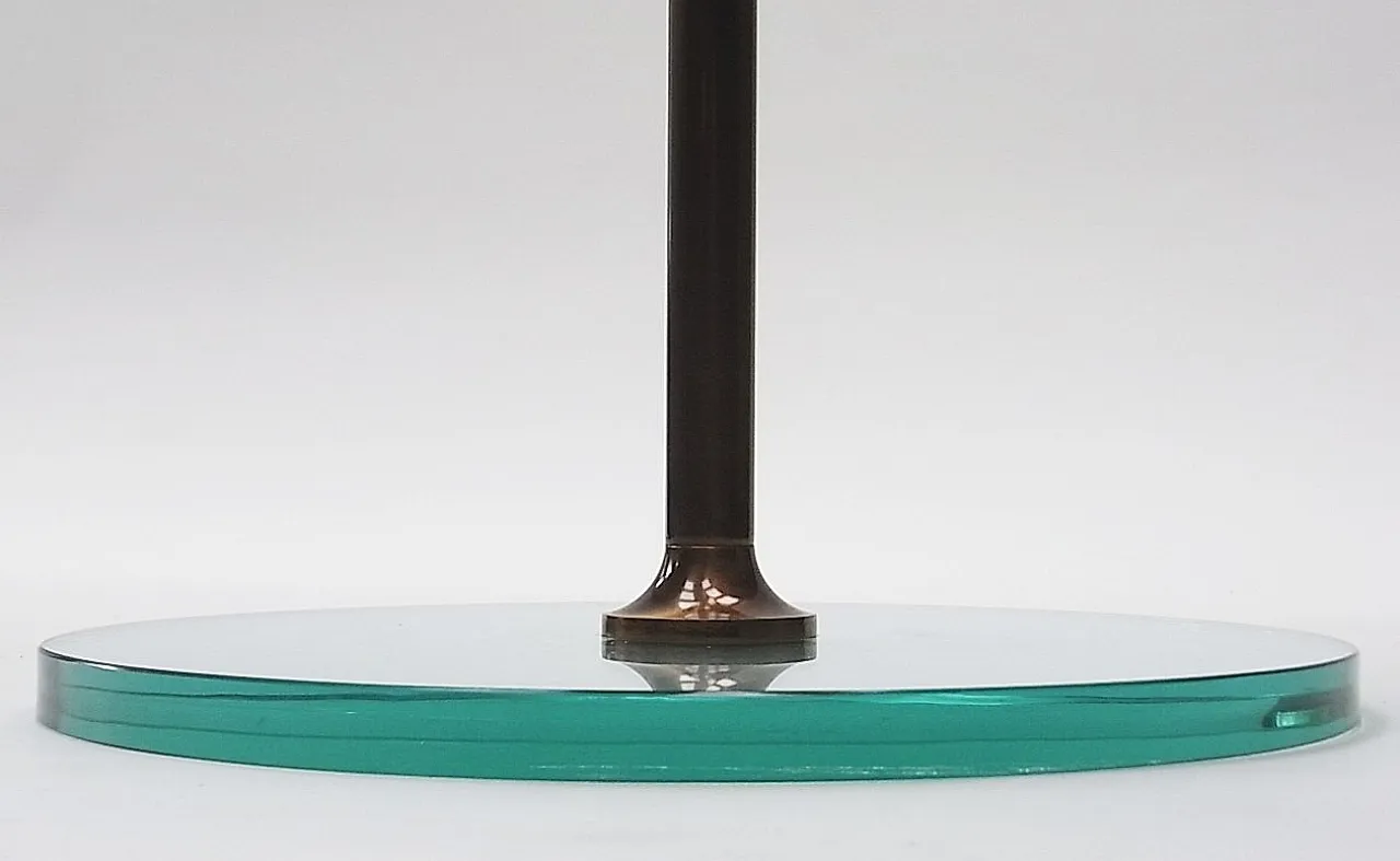 Coppia di tavolini in vetro e ottone di Fontana Arte (Attr.), anni '60 5