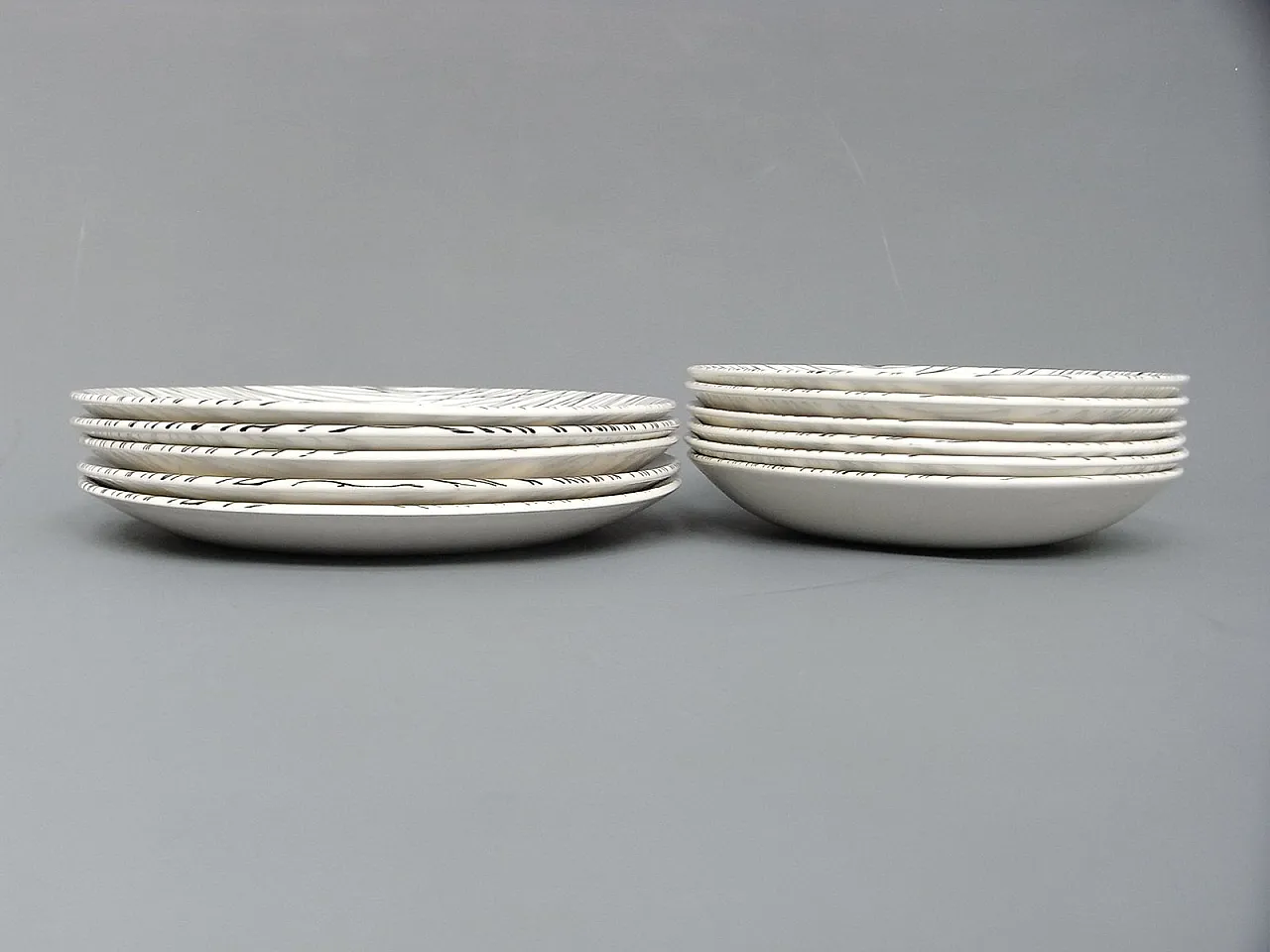 11 Piatti da dessert Ridgeway in porcellana di Homemaker, anni '60 9