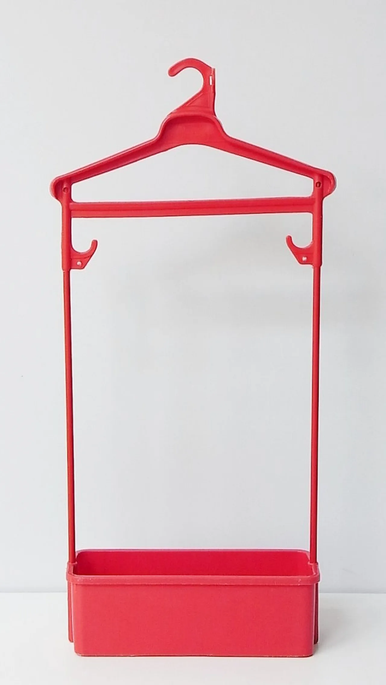 5 Appendiabiti, anni '70 1