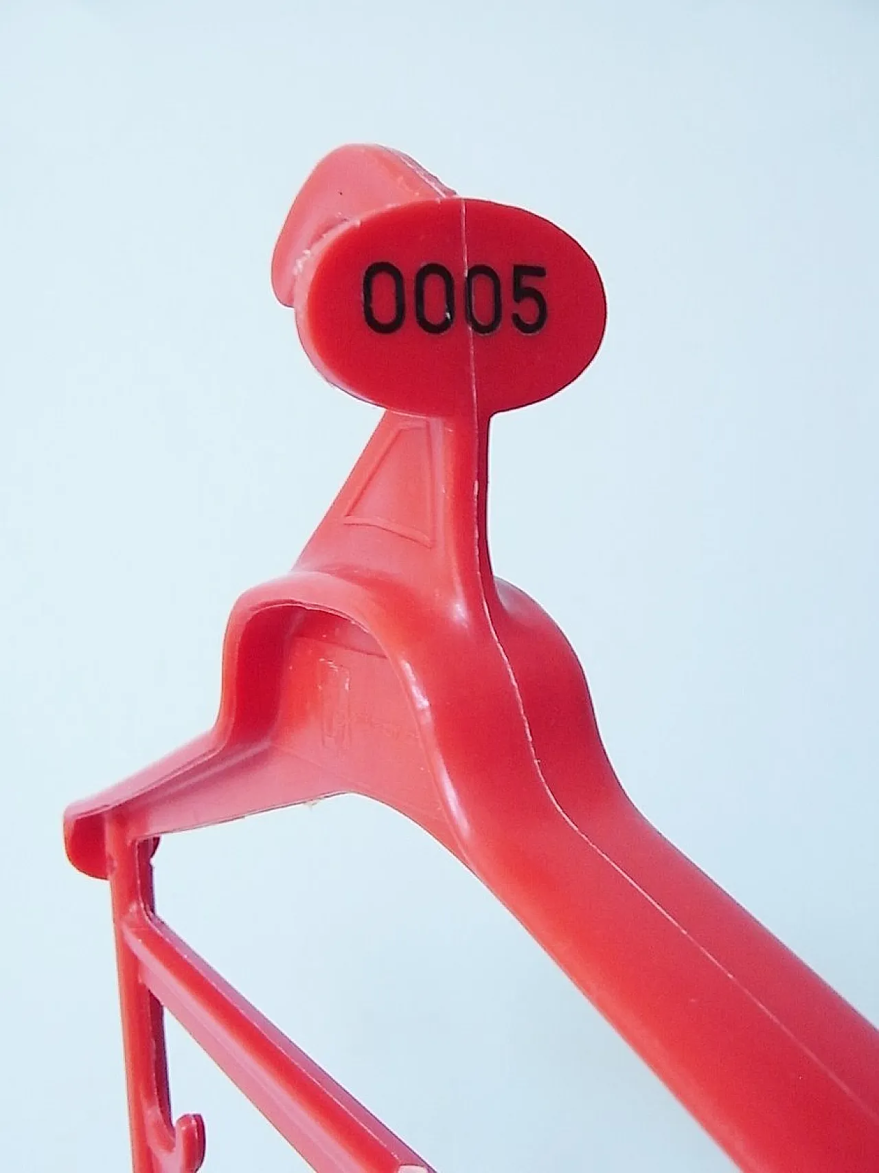 5 Appendiabiti, anni '70 4