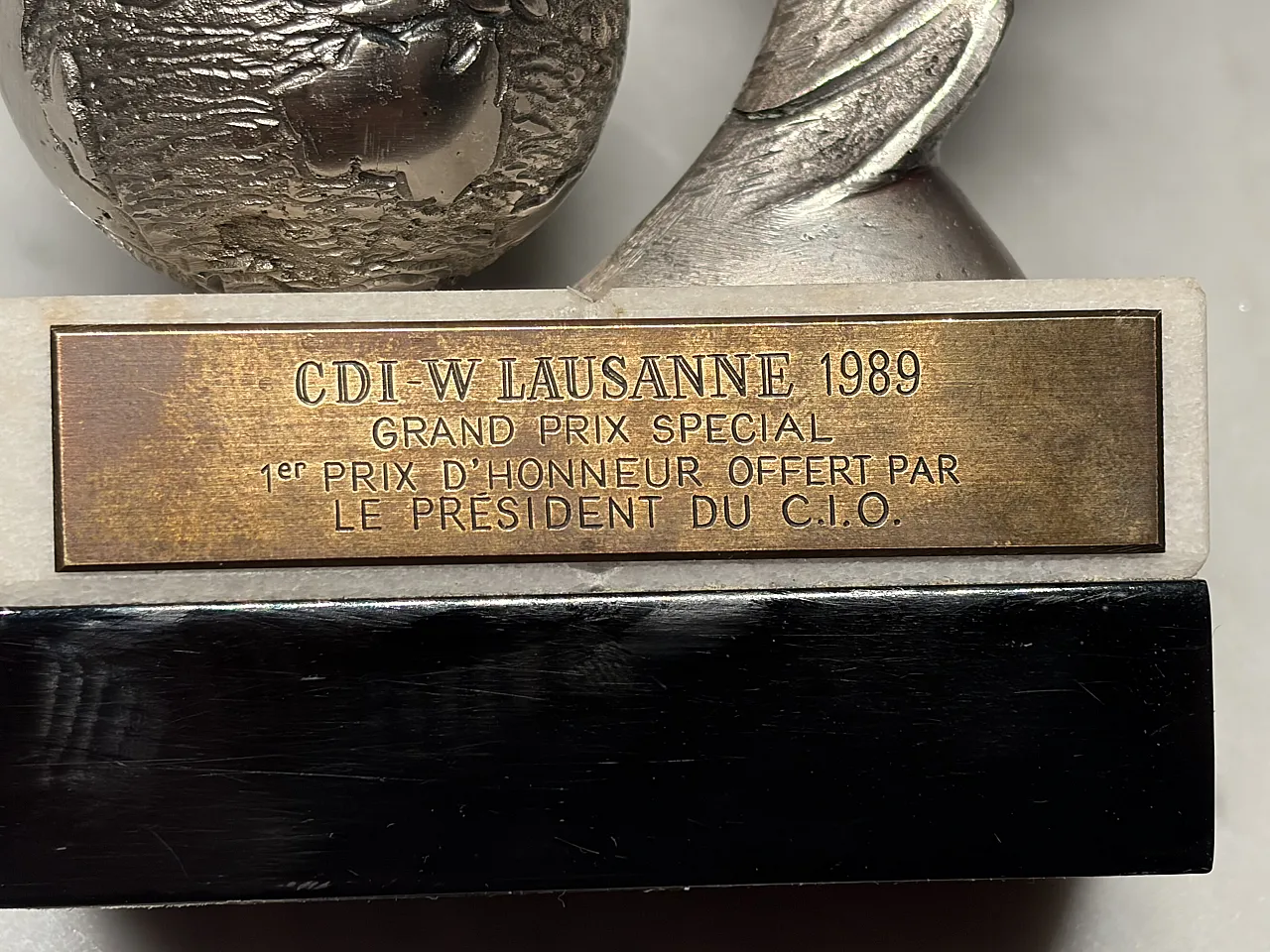 Olympic trophy awarded by President IOC Juan Antonio Samaranch, 80s 12