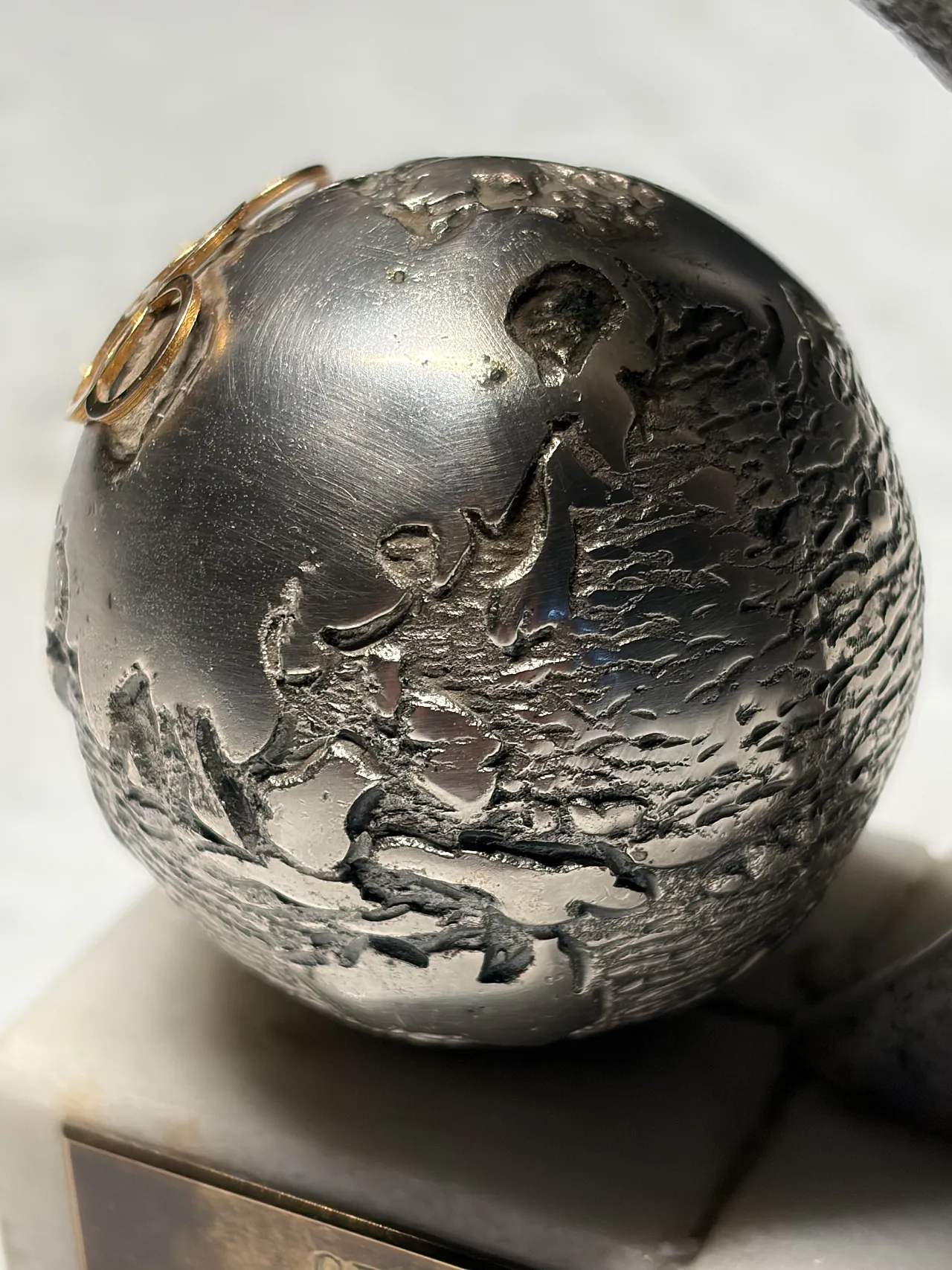 Olympic trophy awarded by President IOC Juan Antonio Samaranch, 80s 16