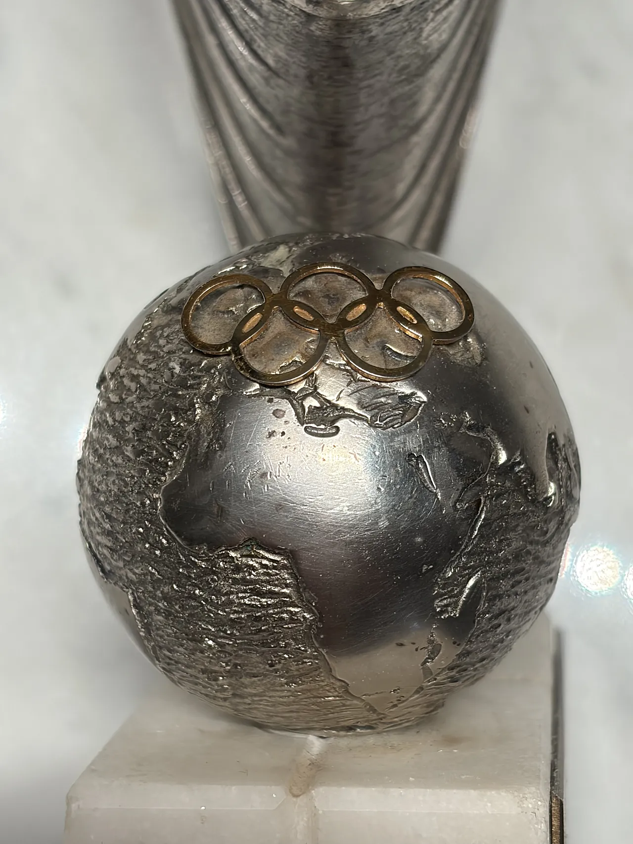 Olympic trophy awarded by President IOC Juan Antonio Samaranch, 80s 17