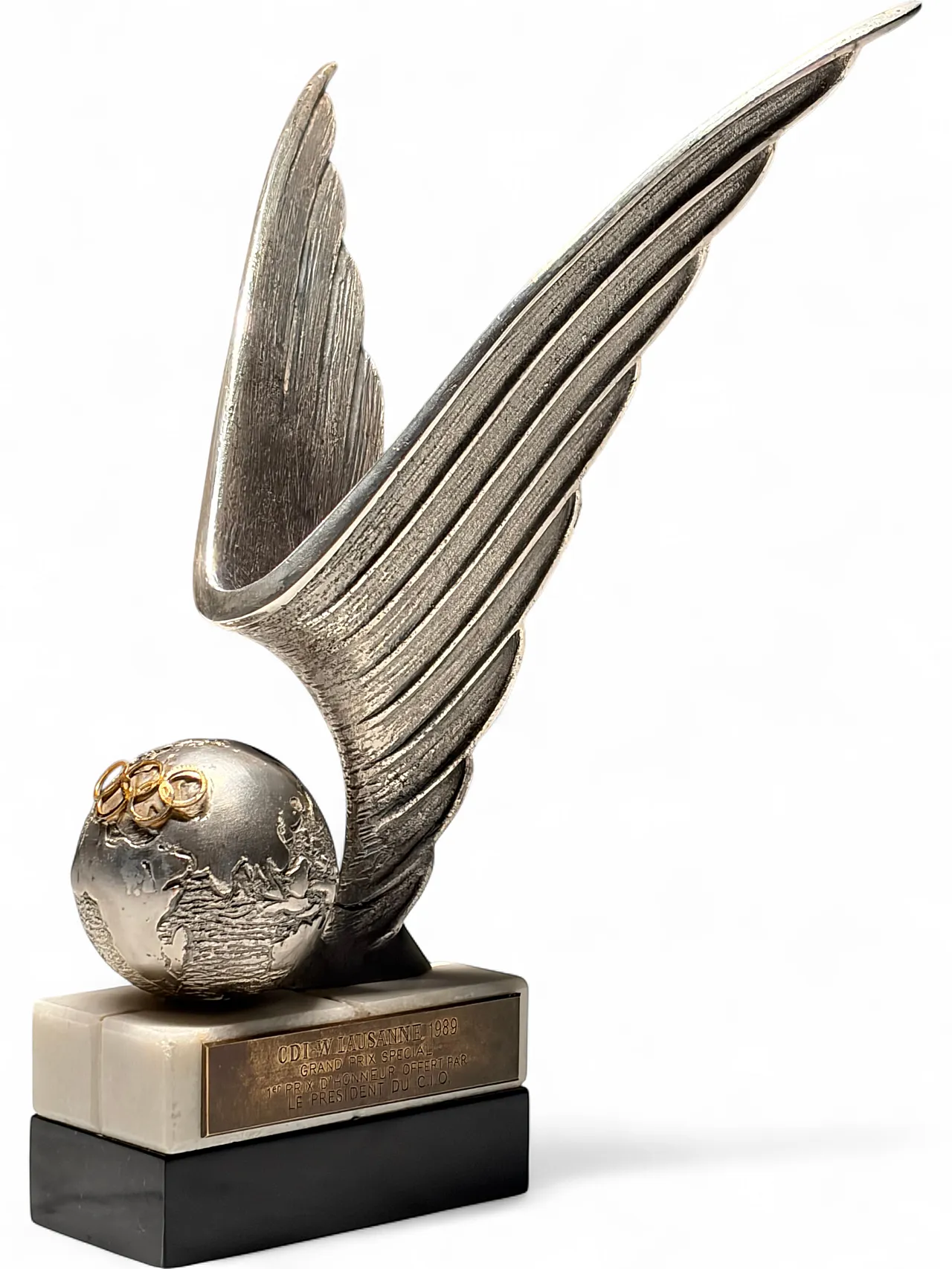 Olympic trophy awarded by President IOC Juan Antonio Samaranch, 80s 20