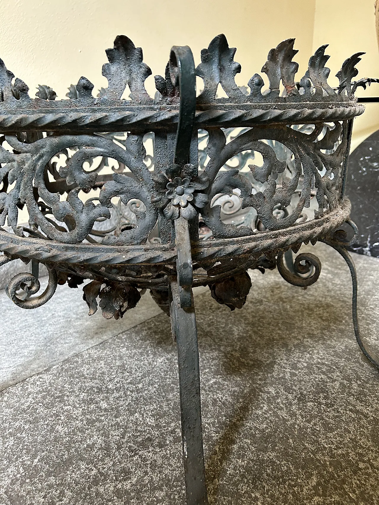 Fioriera francese in ferro battuto, inizio '900 4